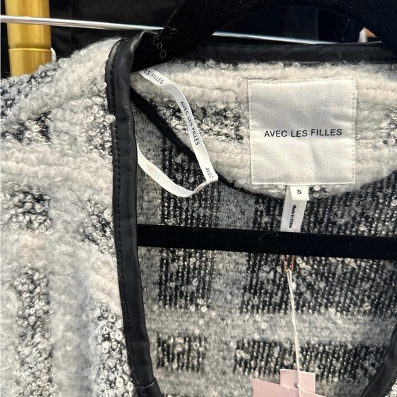 BUNDLE OF 5 ITEMS - Picture 2 of 11